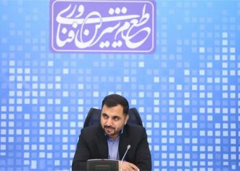 عیسی زارع پور وزیر ارتباطات