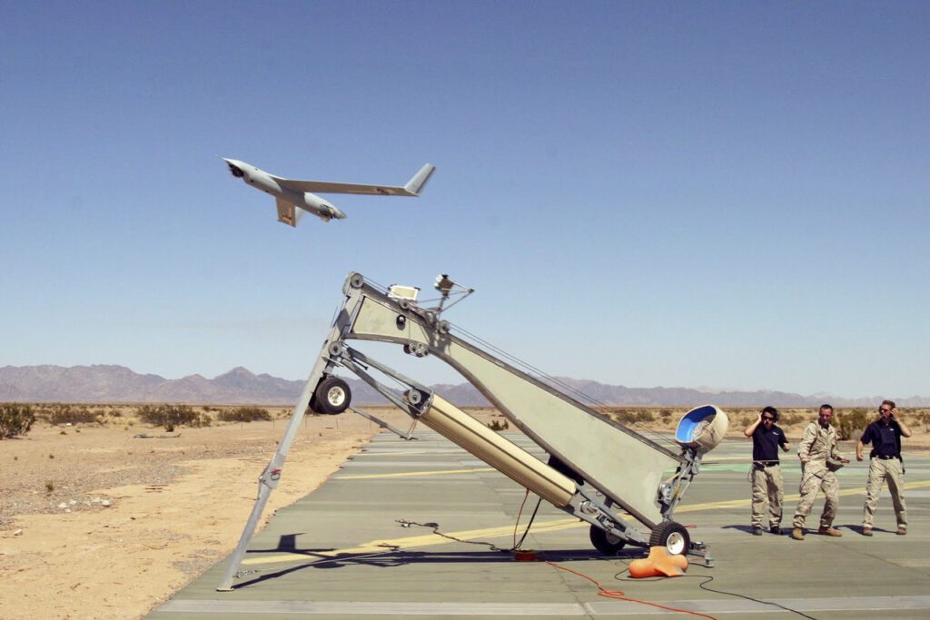 ScanEagle برای مأموریت‌های مختلفی مانند نظارت مرزی، پشتیبانی از عملیات نظامی و ...