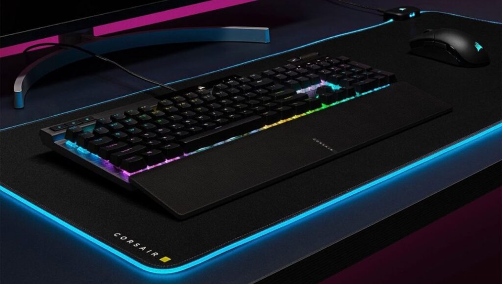 پد ماوس Corsair MM700 RGB Extended Cloth Gaming 