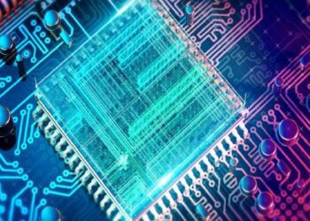 چین با ادعای دستیابی به پیشرفت قابل توجهی در حوزه فوتونیک سیلیکونی(Silicon Photonics)، گامی بلند در جهت رفع وابستگی به فناوری لیتوگرافی فوق‌بنفشِ (EUV) تحت کنترل صادراتی ایالات متحده برداشت.