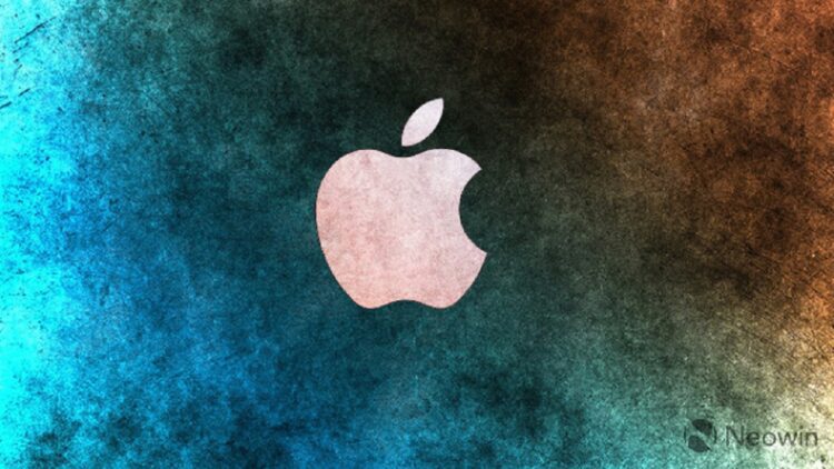 این عقب‌ماندگی در پروژه هوش مصنوعی اپل، موسوم به Apple Intelligence، به وضوح قابل مشاهده است. عرضه کامل این فناوری به ماه‌های آینده موکول شده و اپل برای دستیابی به مدل‌های پیشرفته‌تر مجبور به همکاری با OpenAI شده است.
