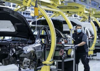 امسال چه تعداد خودرو در کشور تولید شده است؟