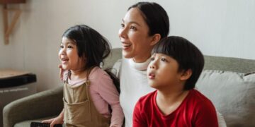 لزوم مشارکت والدین در استفاده کودکان از رسانه‌ های دیجیتال