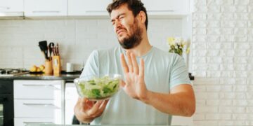 اختلال خوردن اجتنابی (ARFID) چیست؟