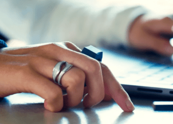 بررسی ماوس حلقهای و کاربردی Padrone Primera