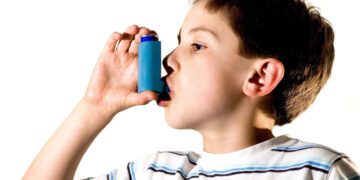 قرارگیری در معرض مواد شیمیایی در بارداری و بروز آسم در کودکان