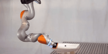 ساخت ربات های خودآموز برای نظافت خانه