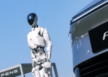 شرکت چینی XPENG ربات انساننمای آیرن را معرفی کرد