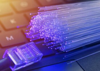 عقب ماندگی ایران در استفاده از ظرفیت فیبر نوری