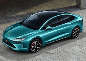 آغاز فروش اقساطی خودروهای برقی ایران خودرو