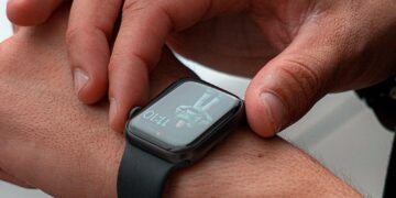 کشف مواد شیمیایی خطرناک در بند ساعت‌های هوشمند