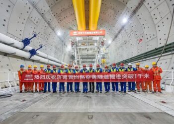 چین رکورد بزرگ‌ترین تونل سپری زیر آب جهان را شکست