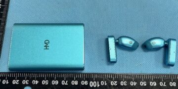 تصاویری از اولین هدفون HMD منتشر شد