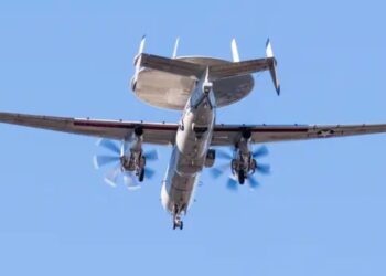 چین آزمایش هواپیمای کنترل و هشدار زودهنگام KJ-3000 خود را آغاز کرد