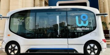 راه‌اندازی سرویس شاتل خودران روبوباس در فرودگاه زوریخ