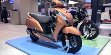 اولین اسکوتر CNG جهان در هند رونمایی شد