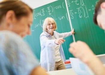 چرا مشاغل دشوار ممکن است باعث رضایت شغلی بیشتری شوند؟