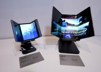 گوشی سهتا شوی جدید سامسونگ با نام Galaxy G Fold معرفی میشود؟