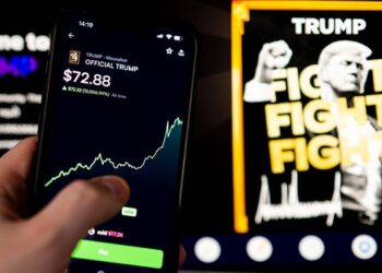 آیا قیمت ارز ترامپ دوباره افزایش خواهد یافت؟ پیش‌بینی‌ها چه می‌گویند؟