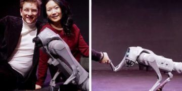سگ رباتیک Go2 Pro وارد دنیای تئاتر شد!