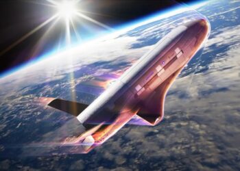 انتشار اولین تصویر فضاپیمای محرمانه X-37B نیروی فضایی آمریکا