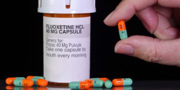 تاثیر شگفت‌انگیز فلوکستین در مقابله با عفونت‌های شدید