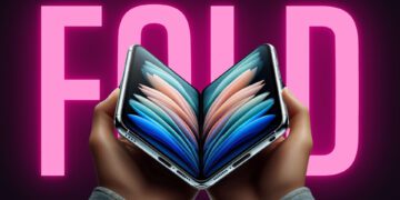 اپل در آستانه عرضه نخستین آیفون تاشو با قیمت ۲,۳۰۰ دلار