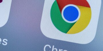 گوگل نقص امنیتی روز-صفر مرورگر کروم را که برای هک خبرنگاران استفاده شده بود، برطرف کرد