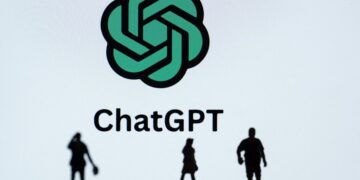 رشد چشمگیر ChatGPT؛ دو برابر شدن کاربران هفتگی در کمتر از شش ماه