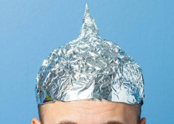 خواب بد، پذیرش تئوری‌های توطئه را افزایش می دهد