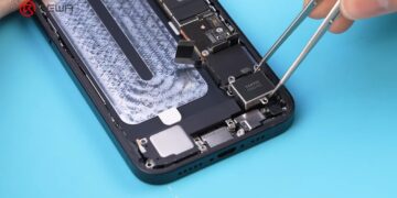اولین کالبدشکافی آیفون 16e از باتری بزرگ‌تر و مودم سفارشی C1 پرده برداشت