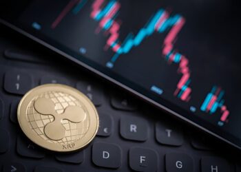 پیش‌بینی قیمت ریپل (XRP)؛ سقوط تا ۲.۲۳ دلار در راه است؟