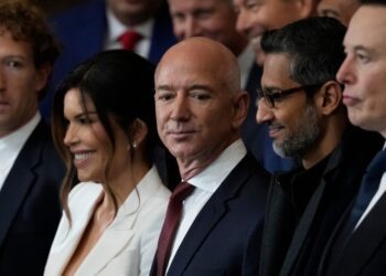 اختلاف بین آمازون و دولت ترامپ بالا گرفت
