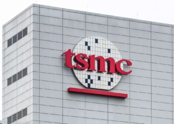 افزایش چشمگیر تقاضا برای تأسیسات TSMC در آمریکا پس از تعرفههای ترامپ؛ قیمت تولید تراشههای ۴ نانومتری ۳۰ درصد افزایش یافت