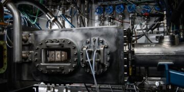 رولزرویس موتور جت جدیدی با فناوری احتراقی منحصربه‌فرد می سازد