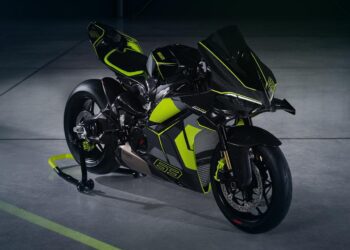 دوکاتی از نسخه ویژه موتورسیکلت Panigale V4 Lamborghini رونمایی کرد