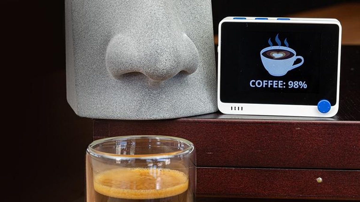 فناوری AI Nose به رباتها حس بویایی میدهد