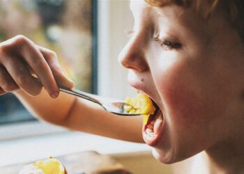 کشف ارتباطی عجیب بین آسیب‌های پوستی و آلرژی‌های غذایی