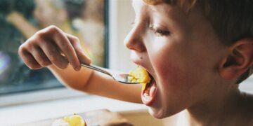 کشف ارتباطی عجیب بین آسیب‌های پوستی و آلرژی‌های غذایی