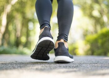 پیاده‌روی خطرات ناشی از کم‌تحرکی را کاهش می‌دهد