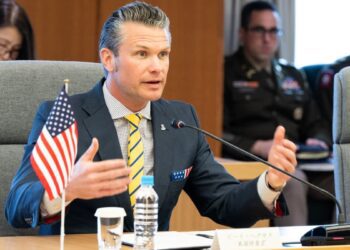 وزیر دفاع آمریکا اطلاعات نظامی حساس این کشور را فاش کرد