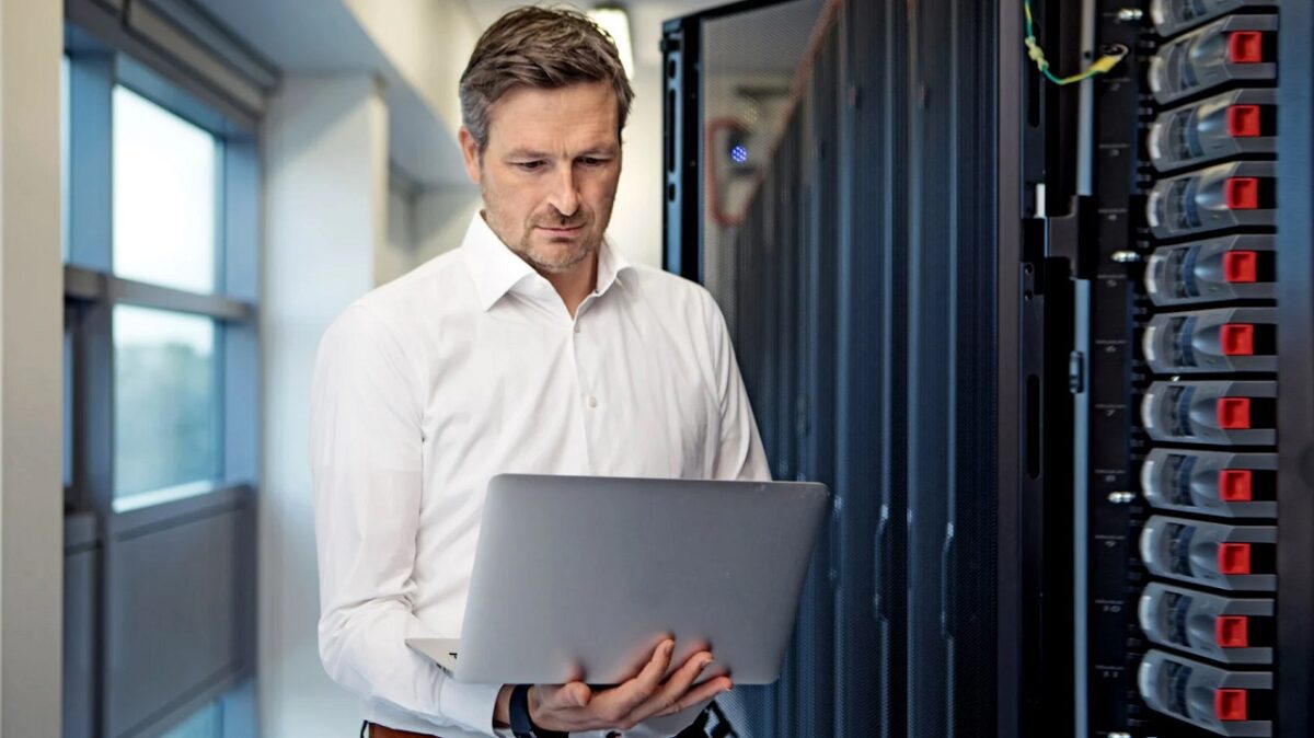 آشنایی با سرور مجازی (Virtual server)