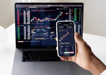 اینترنت ناپایدار، بازار ناپایدار: چالش بزرگ تریدرهای ایرانی