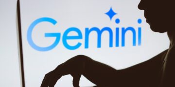 گوگل امکان تحلیل پروژه‌های GitHub را به چت‌بات Gemini اضافه کرد