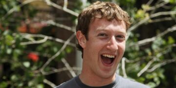 تمسخر شکست اپل در اپ استور توسط مارک زاکربرگ