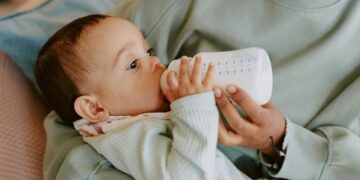 ربات هوشمند BabyBot رفتار تغذیه‌ای نوزادان را شبیه‌سازی می کند