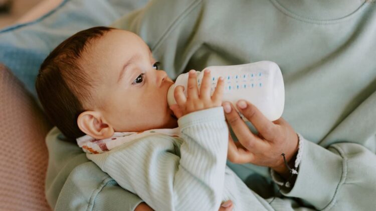 ربات هوشمند BabyBot رفتار تغذیه‌ای نوزادان را شبیه‌سازی می کند