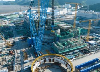 اولین راکتور کوچک هسته‌ای چین برق ۵۲۶ هزار خانه را تأمین می‌ کند