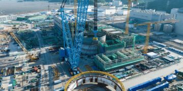 اولین راکتور کوچک هسته‌ای چین برق ۵۲۶ هزار خانه را تأمین می‌ کند