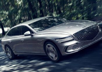 جنسیس مدل ۲۰۲۵ Electrified G80 را با تجمل بیشتر و برد حرکتی بالاتر معرفی کرد
